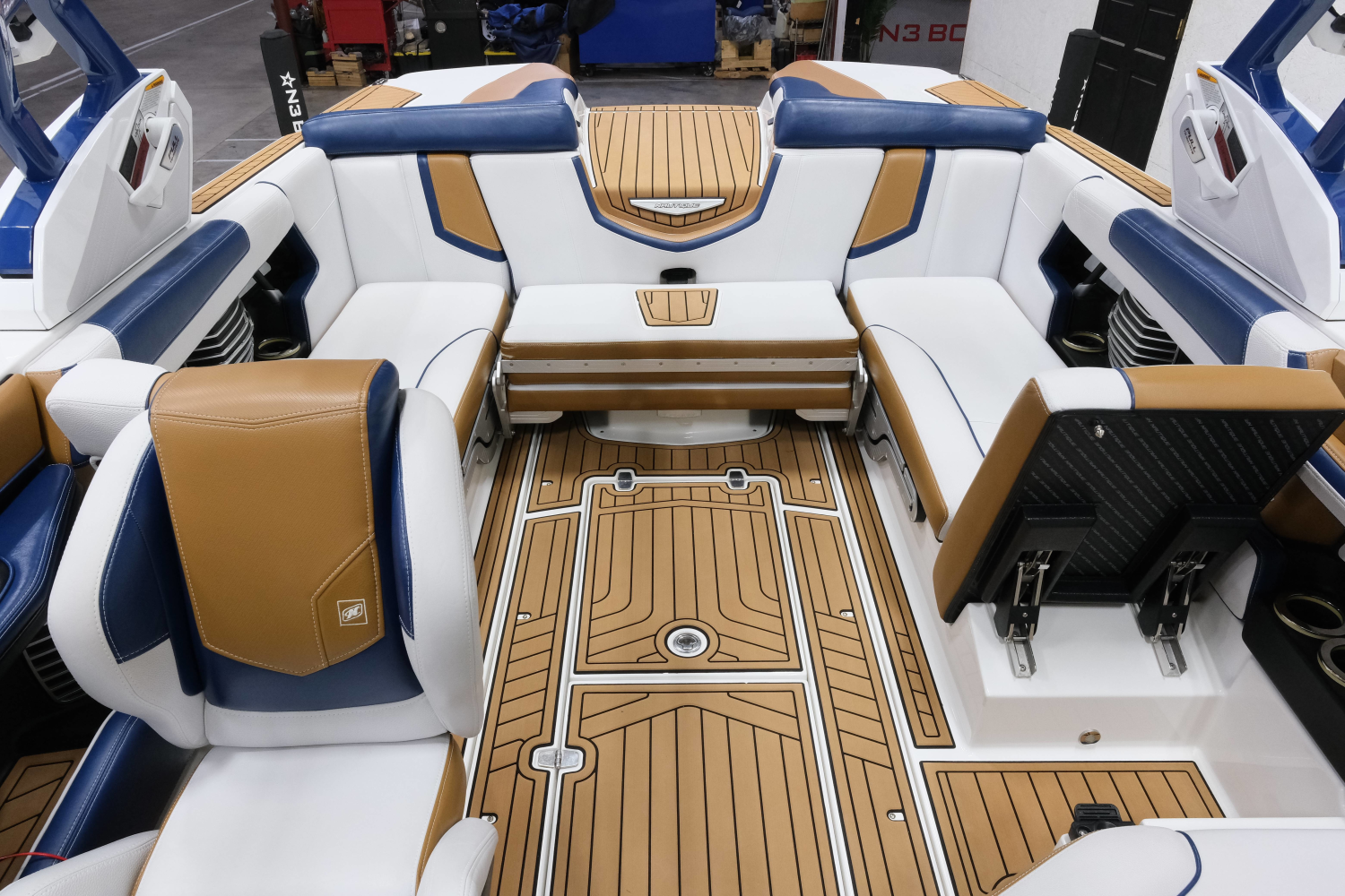 2017 Nautique G23