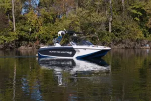 2017-nautique-g23-148019-image28