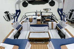 2017-nautique-g23-148019-image8