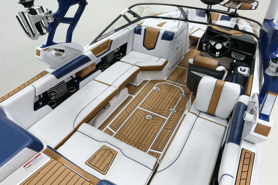 2017-nautique-g23-148019-image9