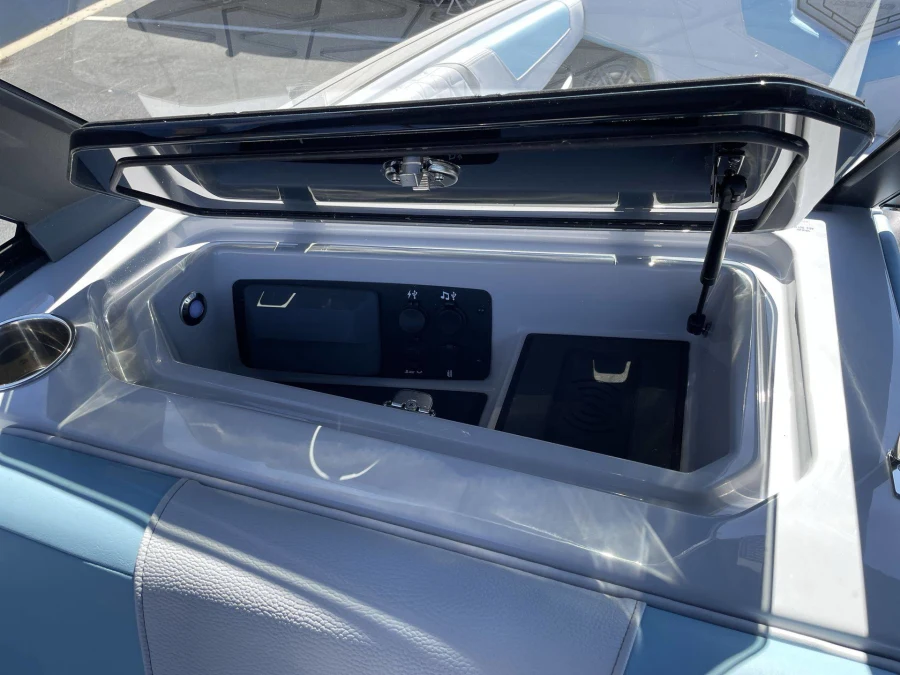 2027-nautique-gs22-148020-image10