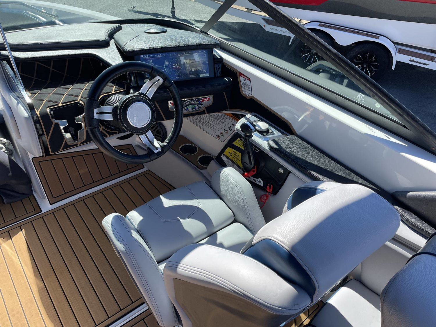2021 Nautique Super Air Nautique 230