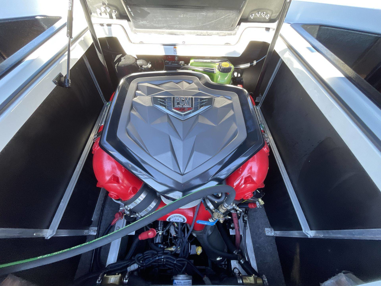 2021 Nautique Super Air Nautique 230