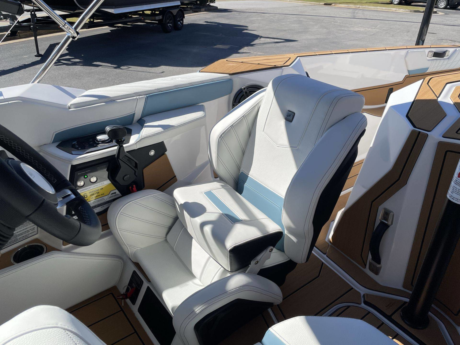 2027 Nautique Ski