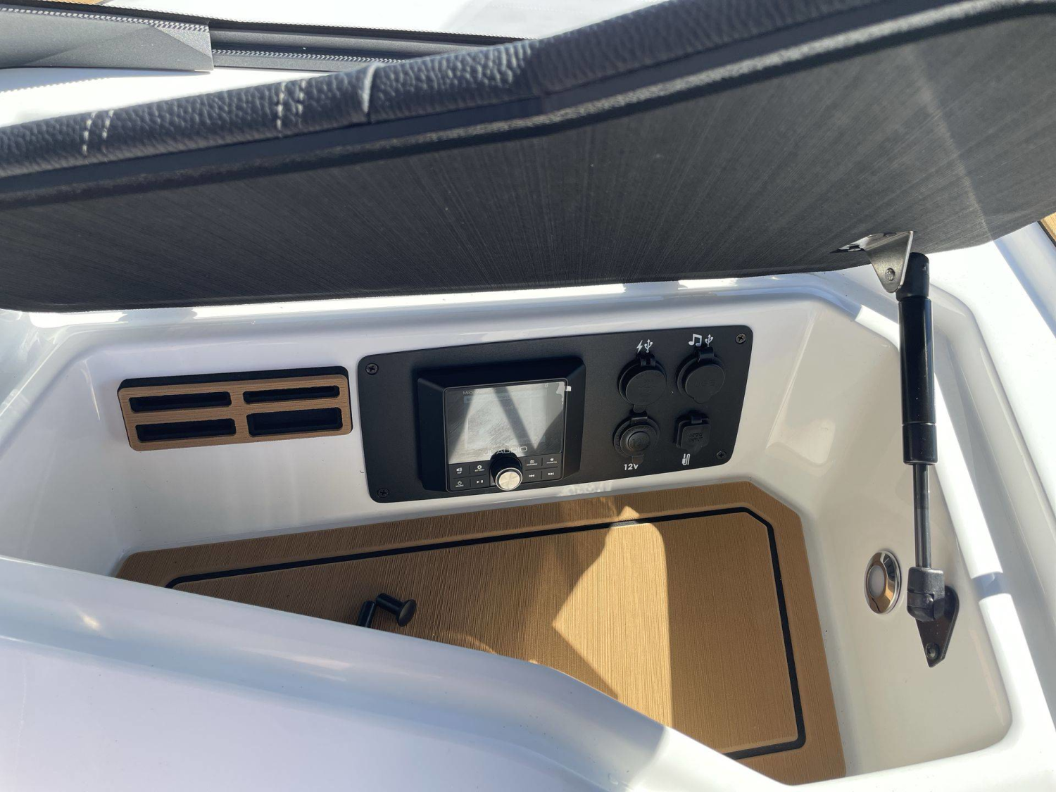 2027 Nautique Ski