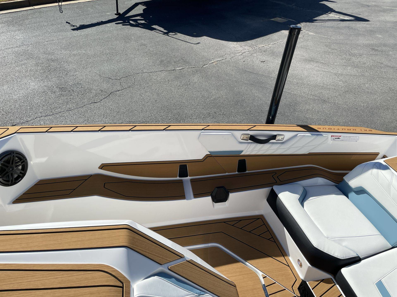 2027 Nautique Ski