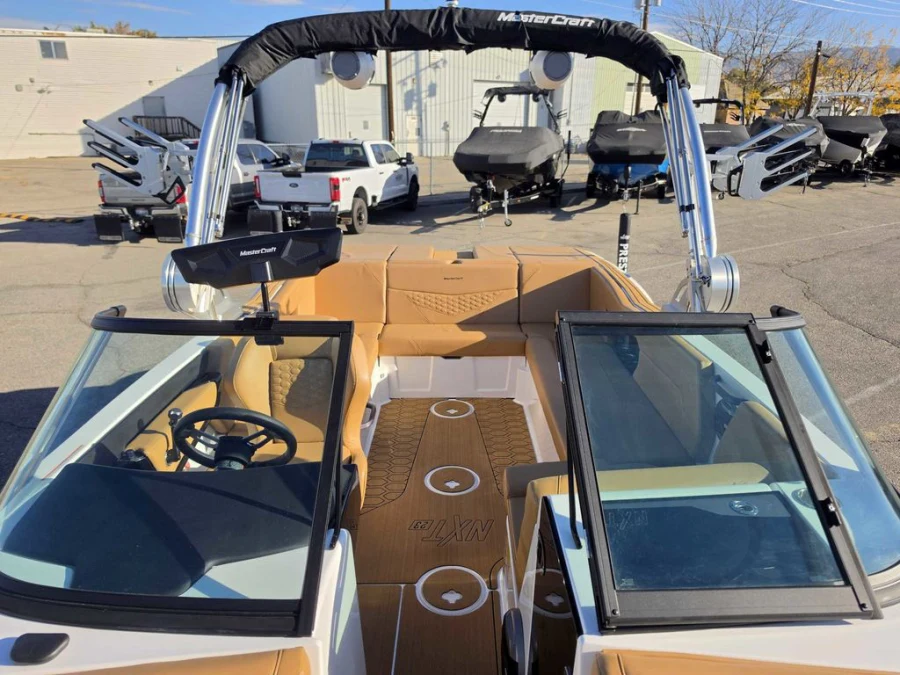 2026-mastercraft-nxt23-148034-image14