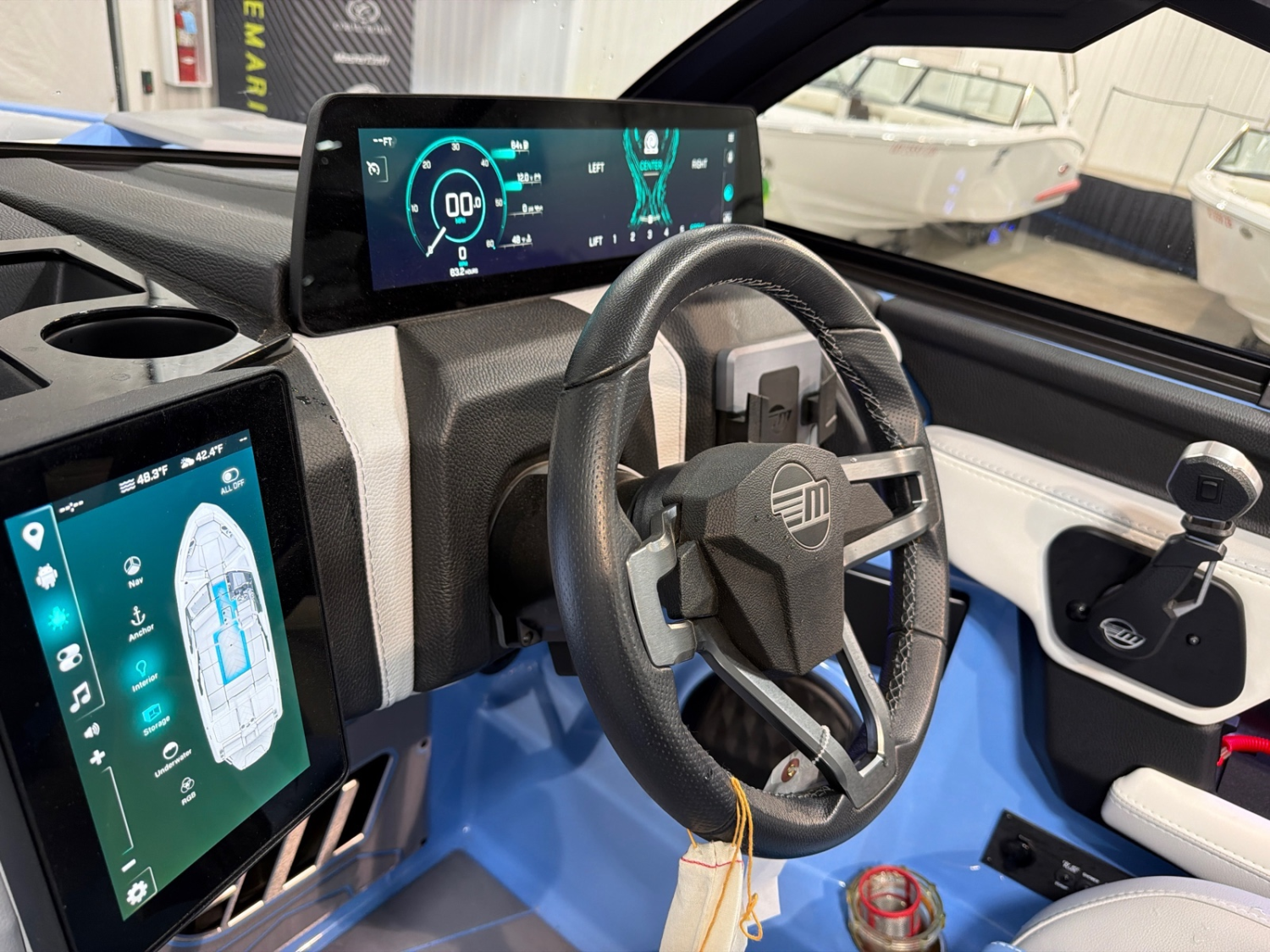 2025 Malibu 25 LSV
