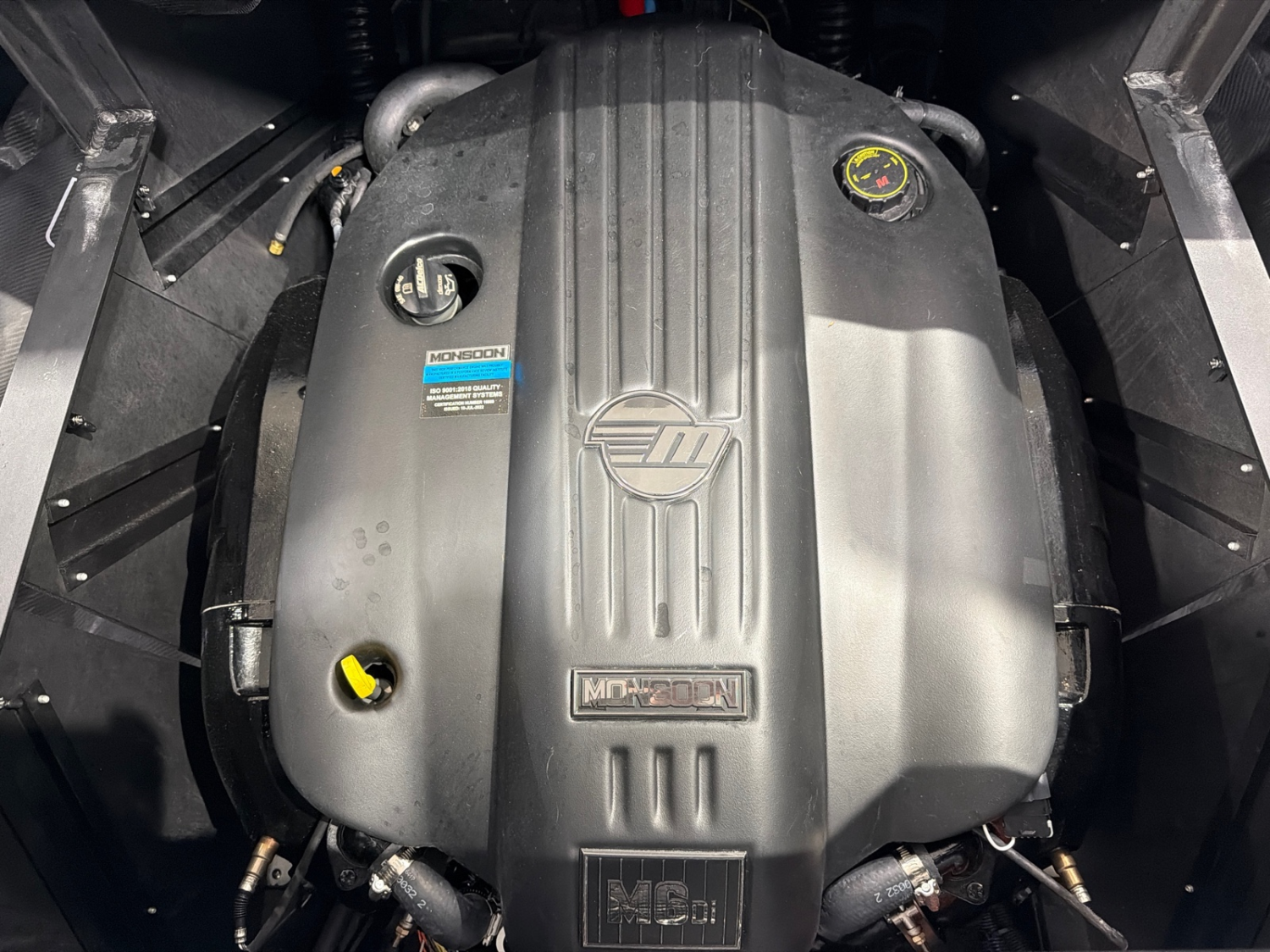 2025 Malibu 25 LSV