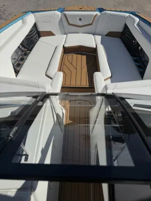 2025-nautique-g25-148037-image10