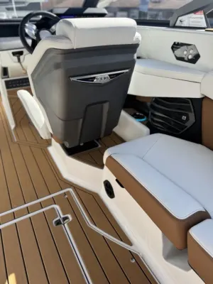 2025-nautique-g25-148037-image15