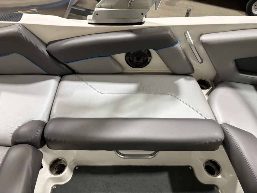 2019-mastercraft-nxt20-148040-image7