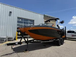 2023-mastercraft-xt22-148041-image2
