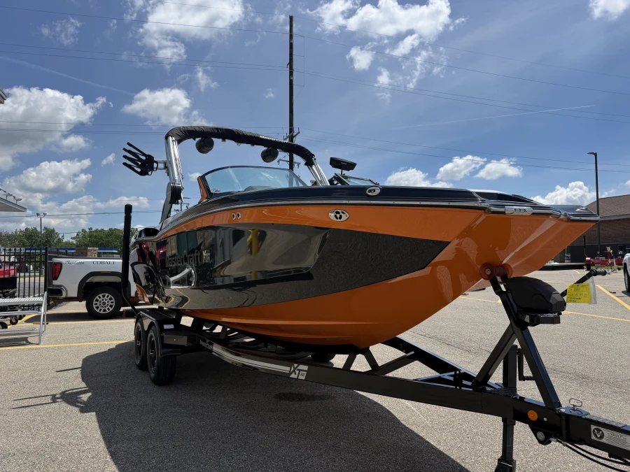 2023-mastercraft-xt22-148041-image6