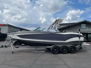 2021-mastercraft-x24-148043-image1