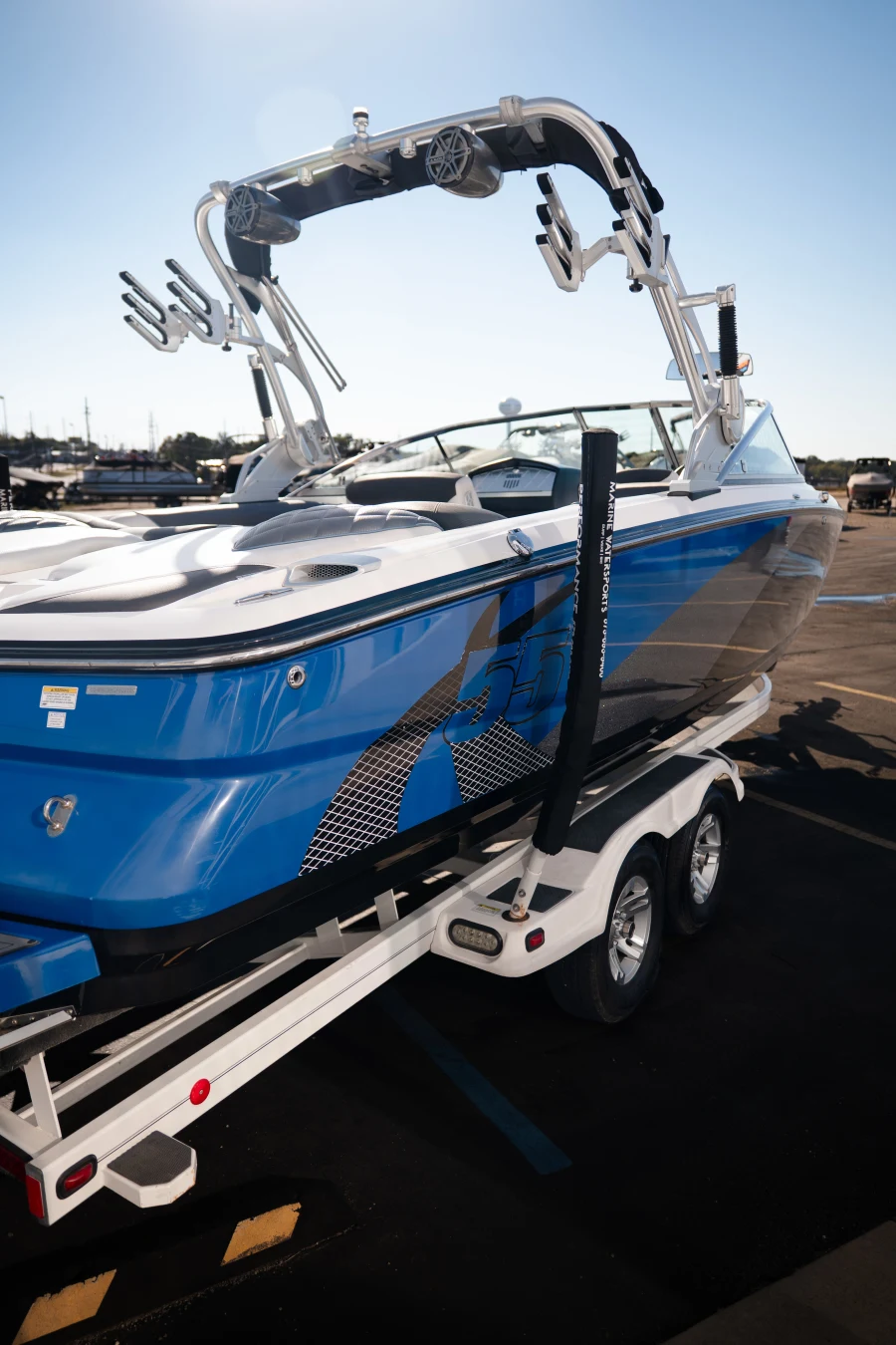 2012-mastercraft-x55-148045-image11