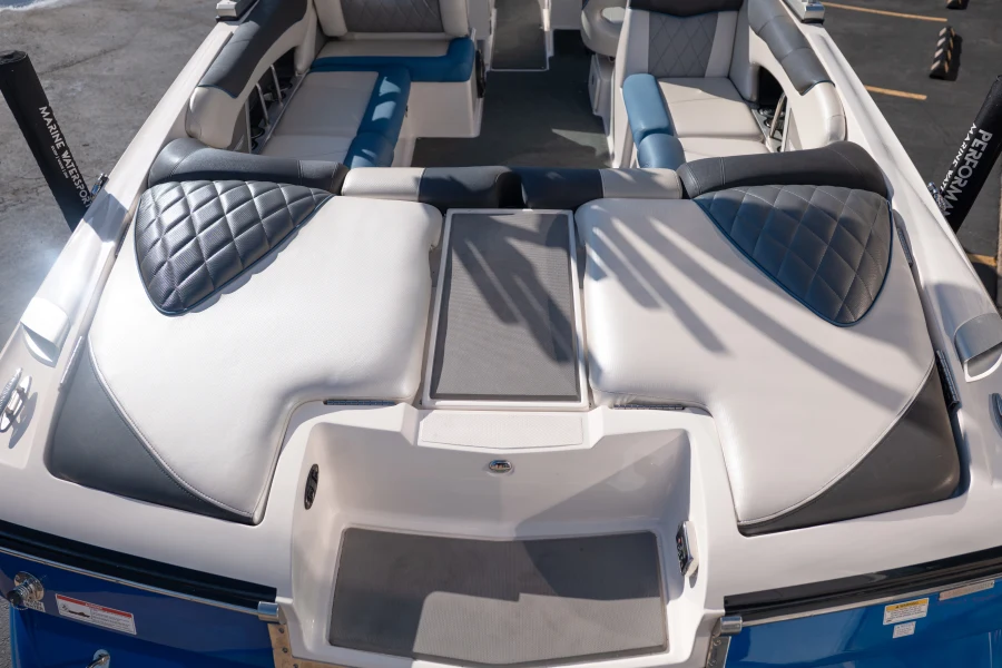 2012-mastercraft-x55-148045-image15