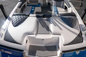 2012-mastercraft-x55-148045-image15