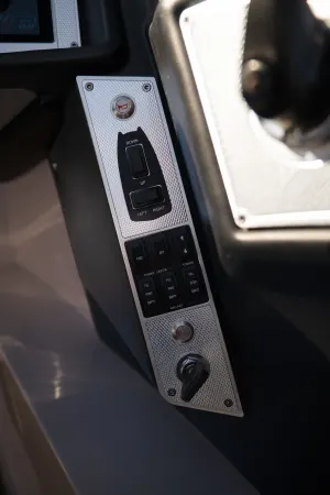 2012-mastercraft-x55-148045-image24
