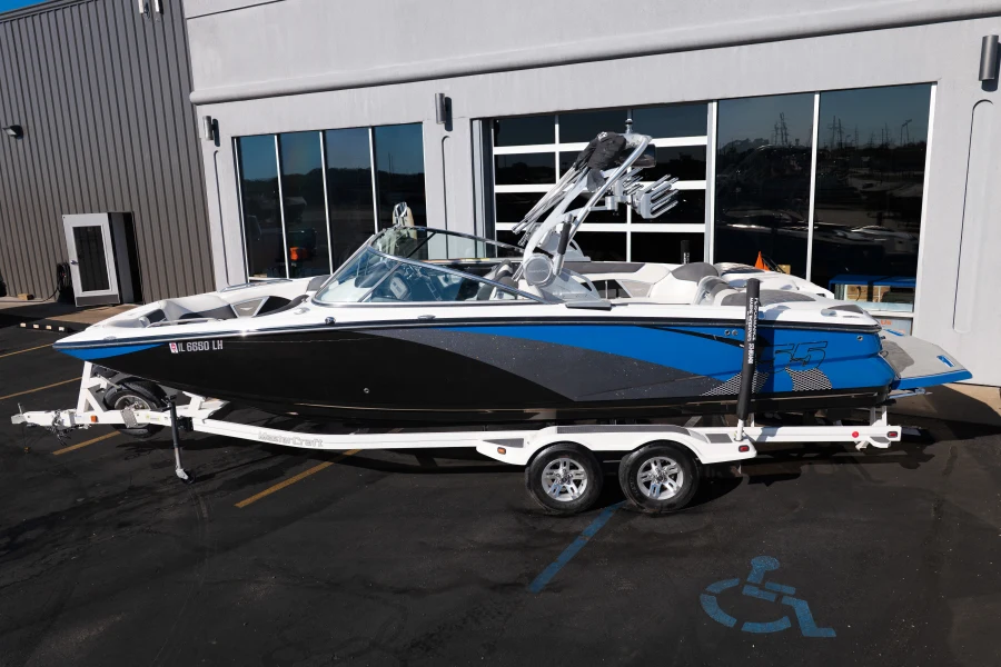 2012-mastercraft-x55-148045-image5