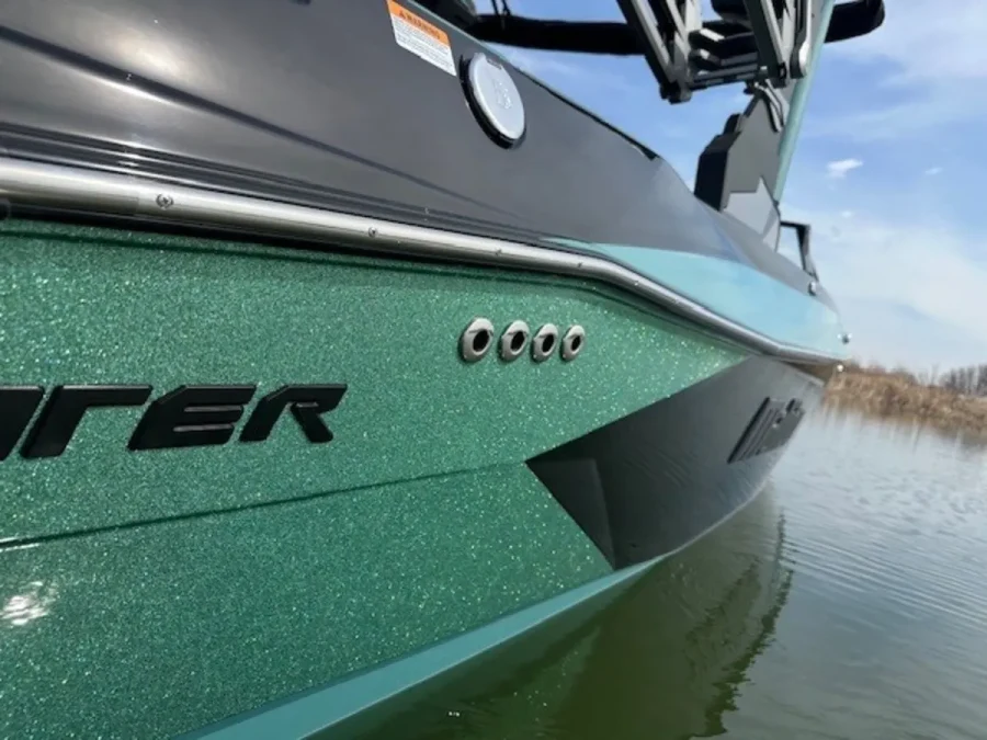 2026-malibu-wakesetter-23-lsv-148053-image1.webp