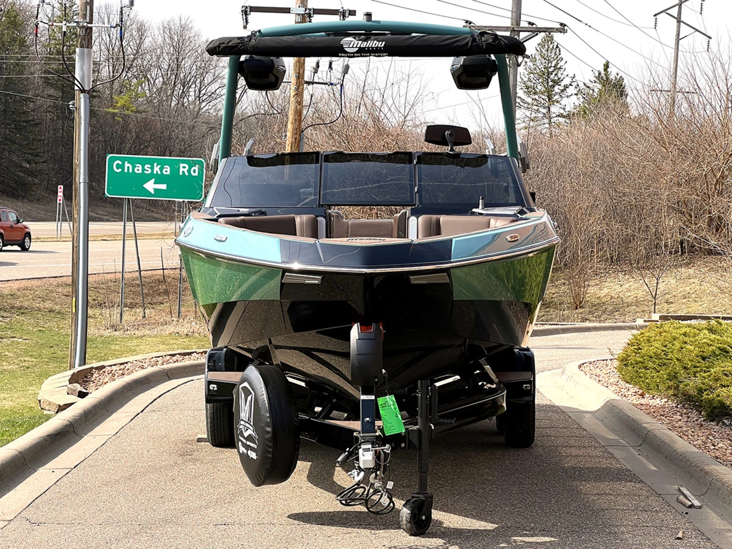 2026 Malibu 23 LSV