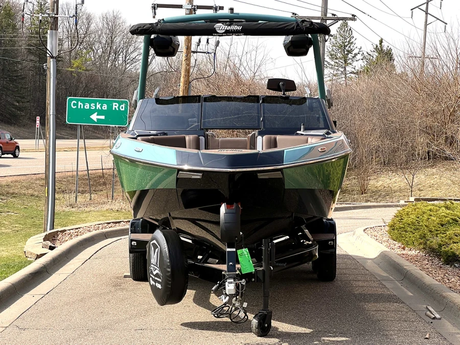 2026-malibu-wakesetter-23-lsv-148053-image3.webp