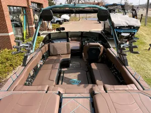 2026-malibu-wakesetter-23-lsv-148053-image7.webp