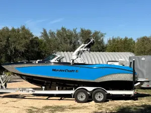 2019-mastercraft-x24-148059-image1.webp