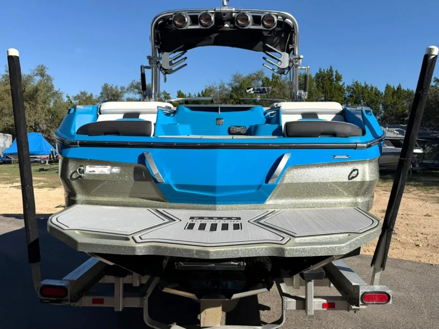 2019-mastercraft-x24-148059-image2.webp