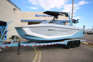 2027-nautique-g25-148063-image0.webp