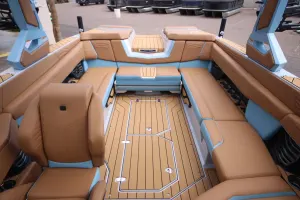 2027-nautique-g25-148063-image11.webp