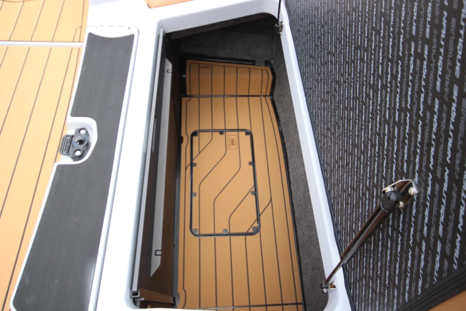 2027 Super Air Nautique G25