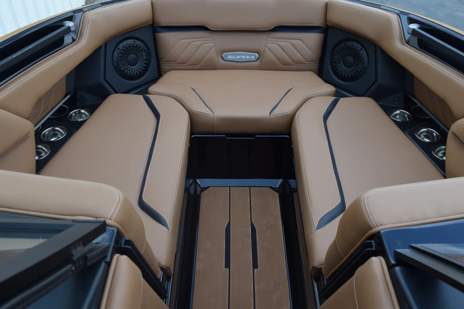 2027 Supra R225