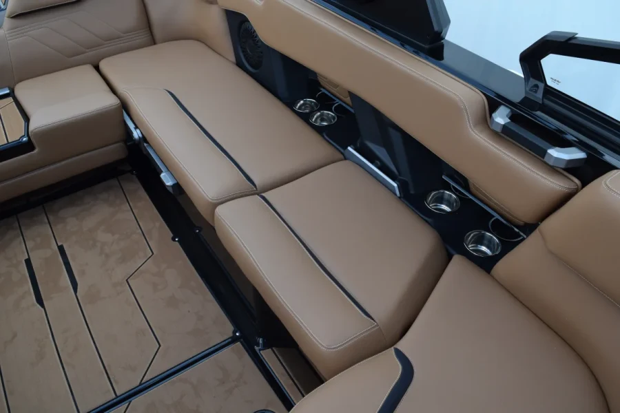 2027-supra-r225-148064-image9.webp