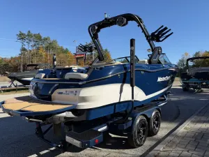 2022-mastercraft-x22-148080-image2.webp