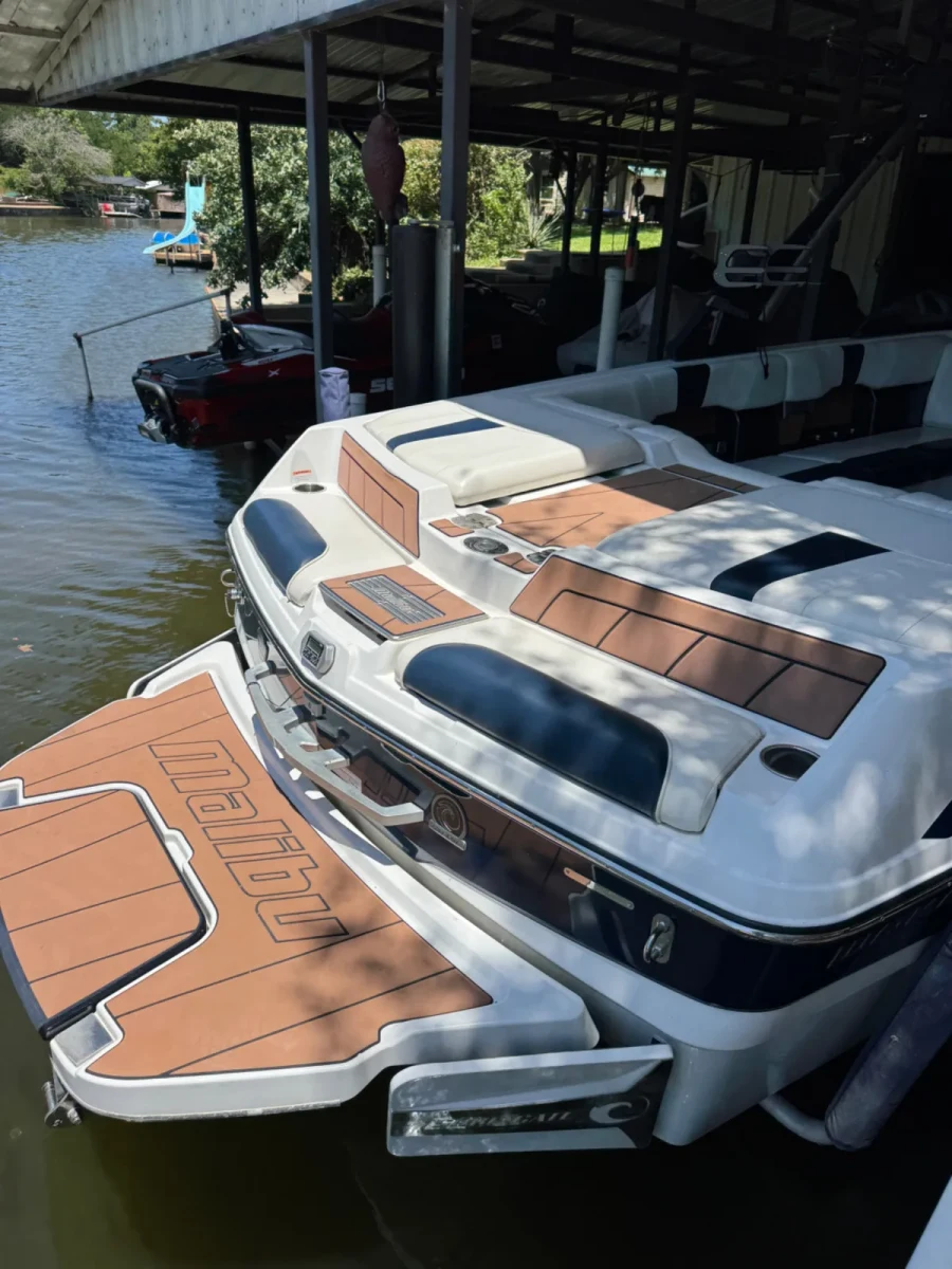 2022-malibu-wakesetter-23-lsv-148087-image8.webp