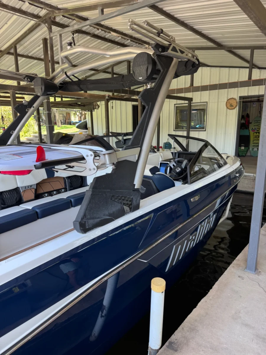 2022-malibu-wakesetter-23-lsv-148087-image9.webp