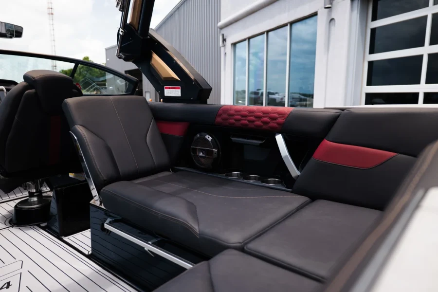 2022-mastercraft-xt24-148091-image22.webp
