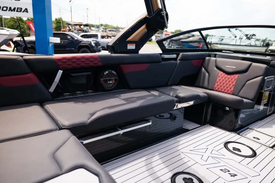 2022-mastercraft-xt24-148091-image23.webp