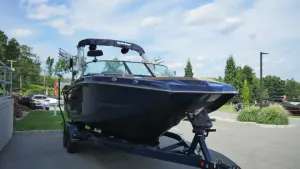 2018-mastercraft-xt22-148092-image3.webp