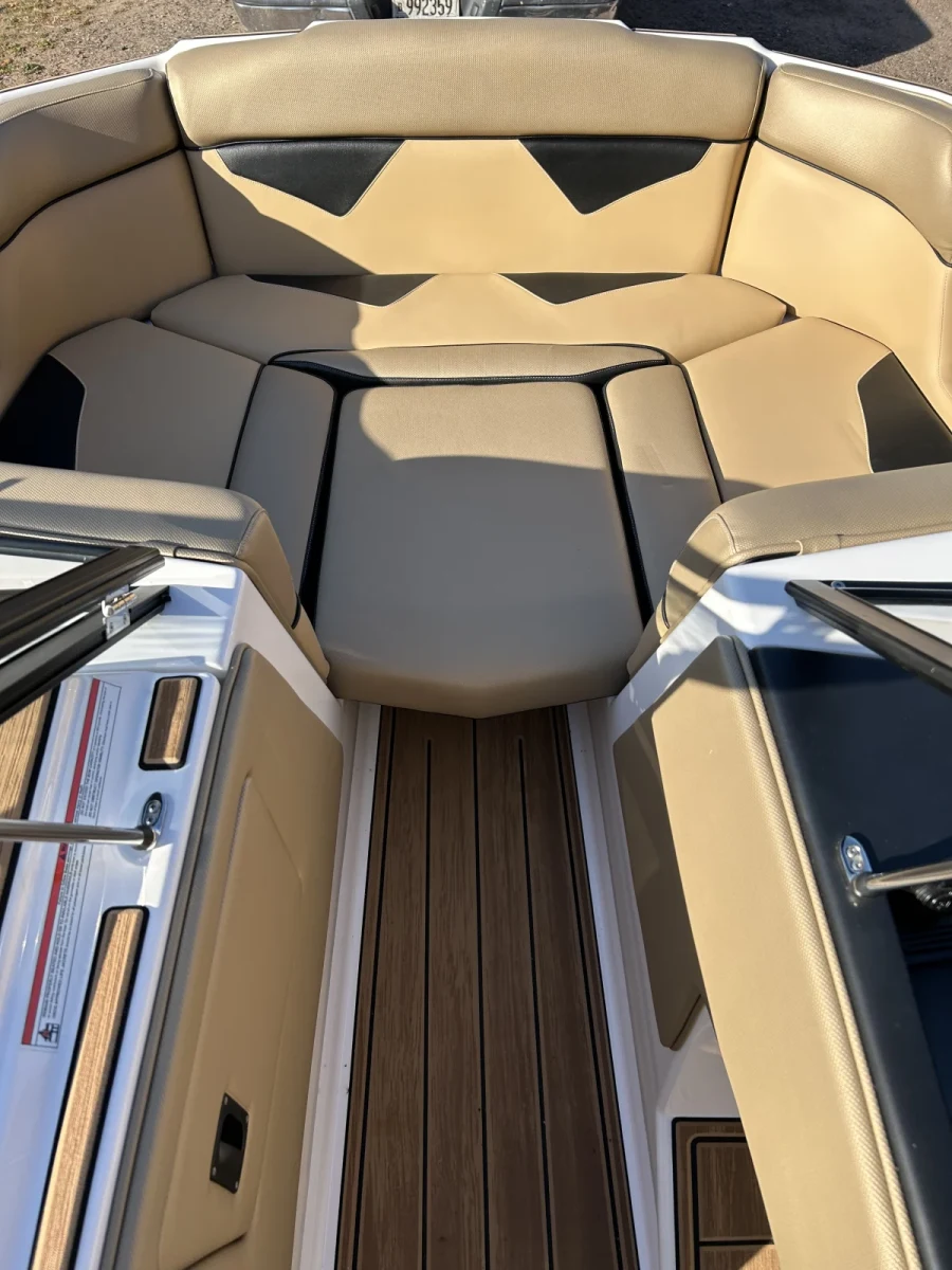 2022-moomba-kaiyen-148097-image4.webp