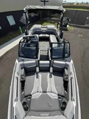 2024-supra-sl-148099-image1.webp