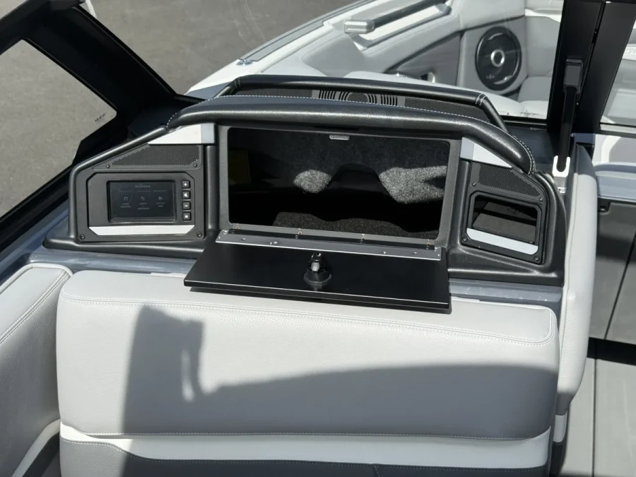 2024-supra-sl-148099-image10.webp