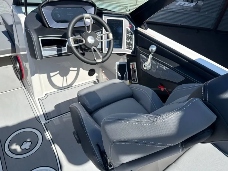 2024-mastercraft-x24-148101-image9.webp