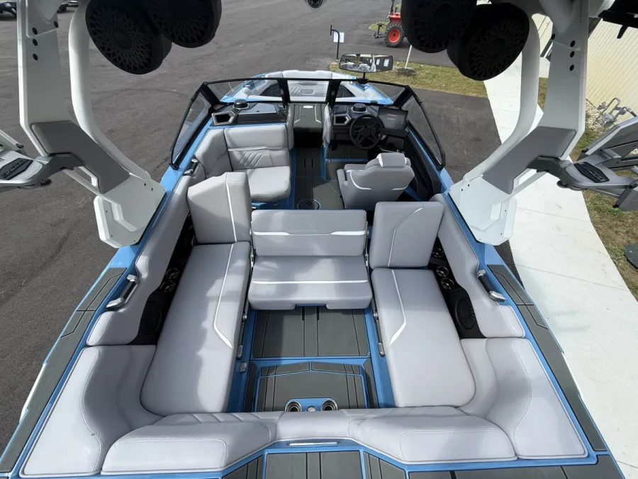2027-supra-r225-148102-image6.webp