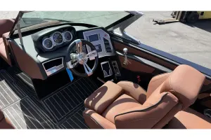 2018-mastercraft-xt20-148108-image2.webp