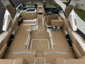 2027-mastercraft-x24-148109-image8.webp