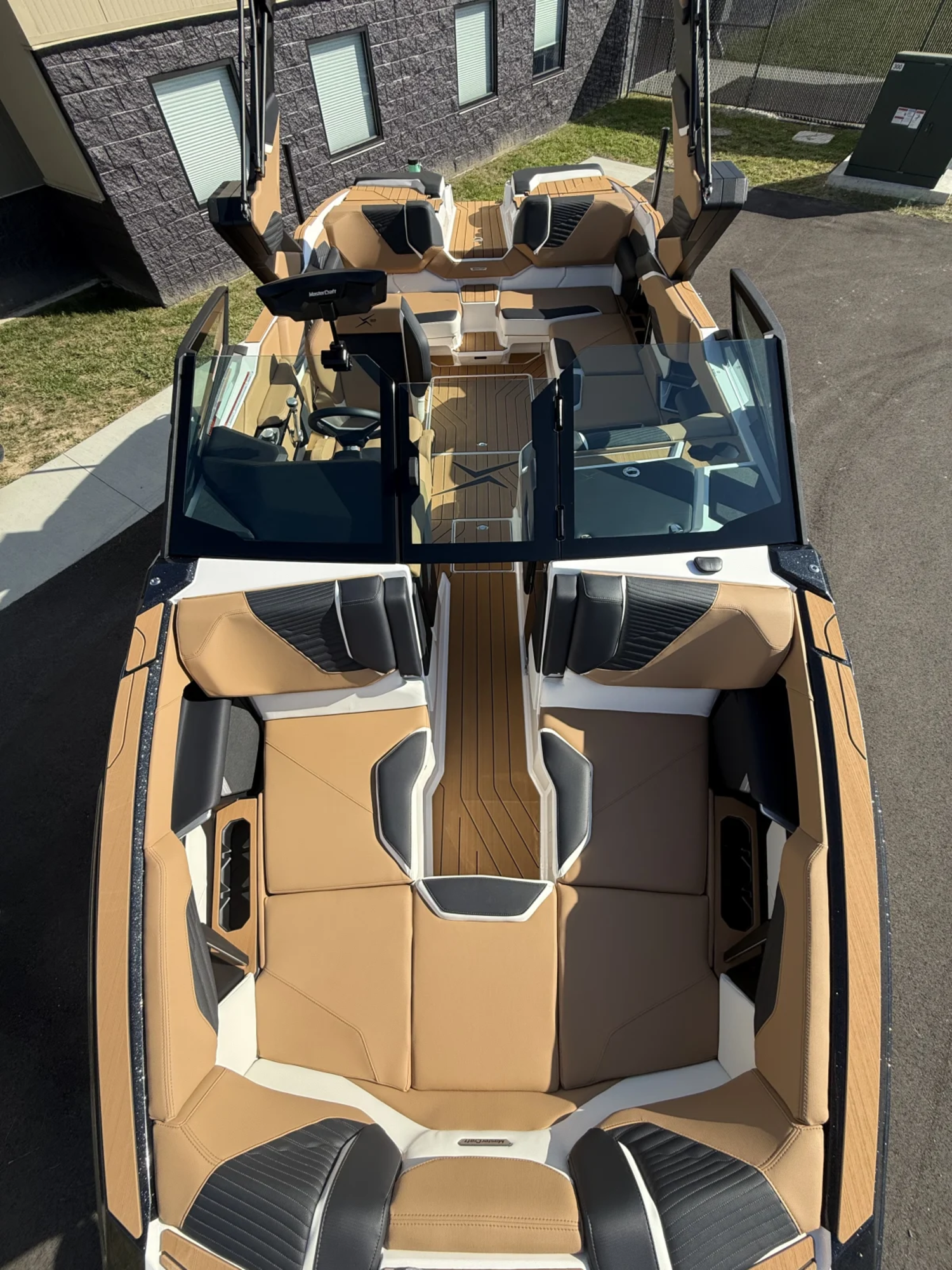 2027 MasterCraft X22