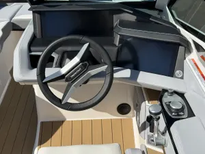 2027-mastercraft-x23-148112-image13.webp
